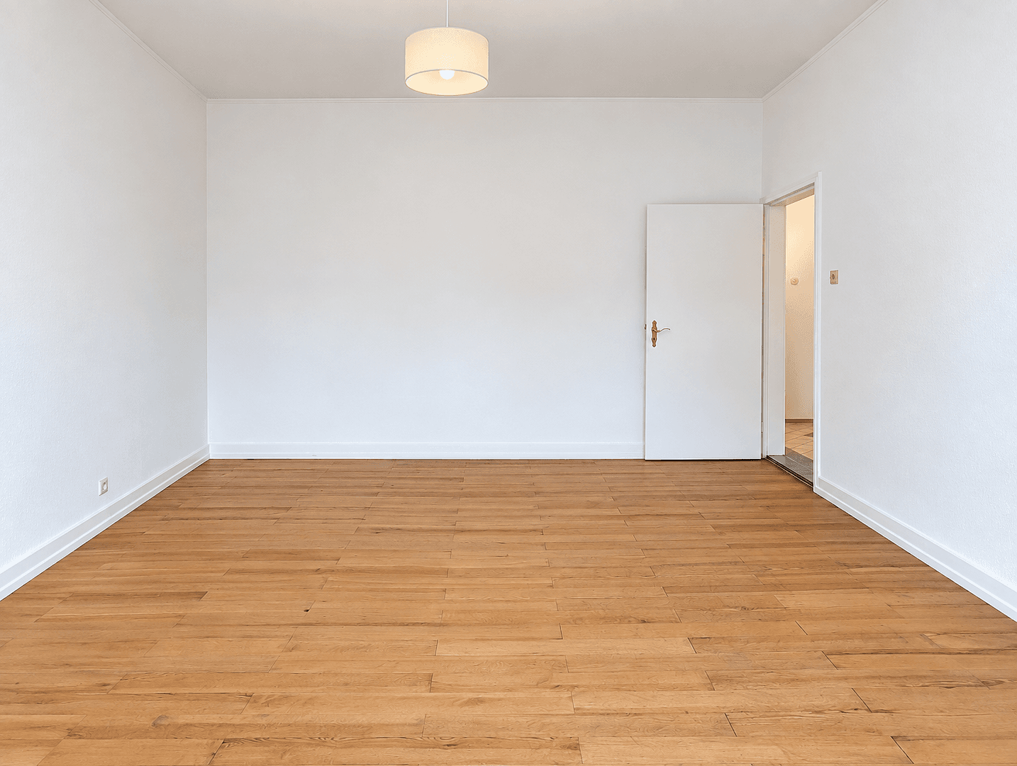 Pronájem bytu 3+1 79 m², Karlsruhe, Bádensko-Württembersko Pronájem bytu 3+1 79 m², Karlsruhe, Bádensko-Württembersko