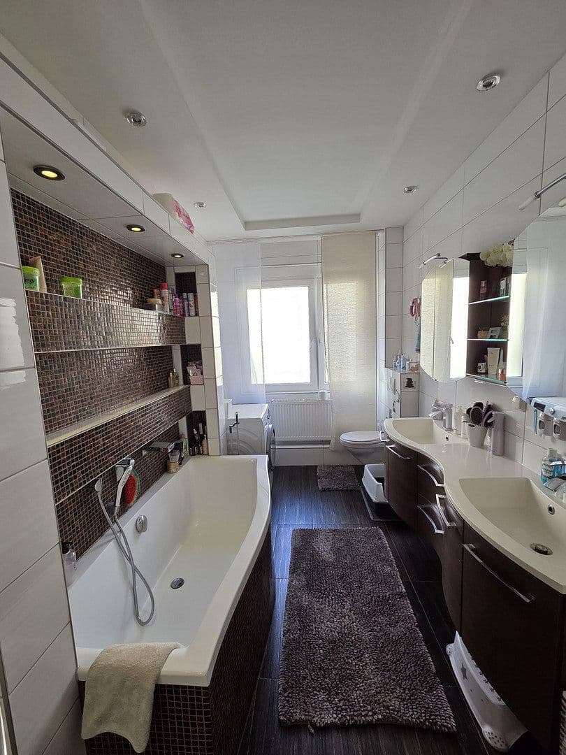 Prodej bytu 5+1 128 m², Nürnberg, Bavorsko Prodej bytu 5+1 128 m², Nürnberg, Bavorsko