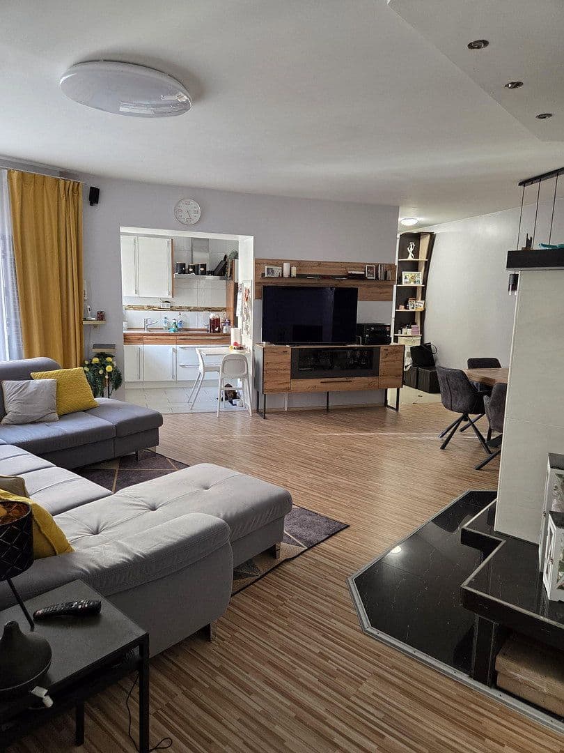Prodej bytu 5+1 128 m², Nürnberg, Bavorsko Prodej bytu 5+1 128 m², Nürnberg, Bavorsko