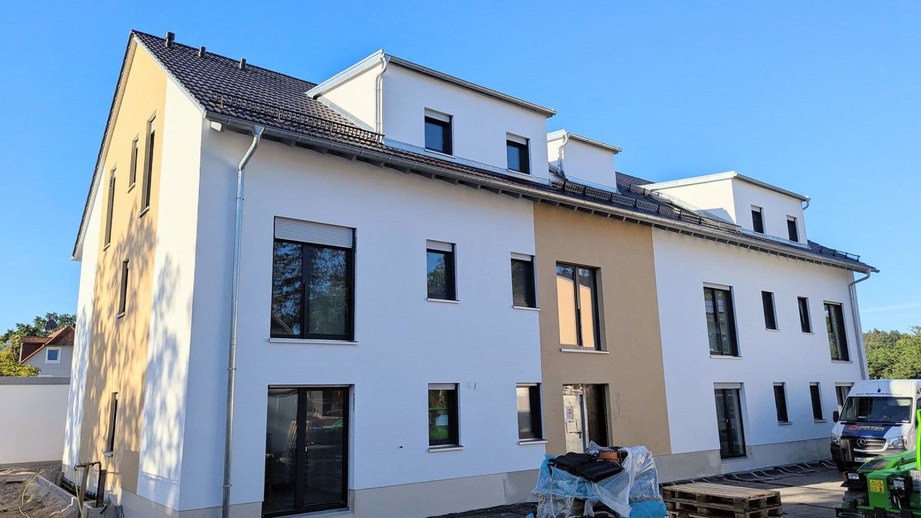 Pronájem bytu 4+1 100 m², Münchener Straße 94, Roth, Bavorsko Pronájem bytu 4+1 100 m², Münchener Straße 94, Roth, Bavorsko