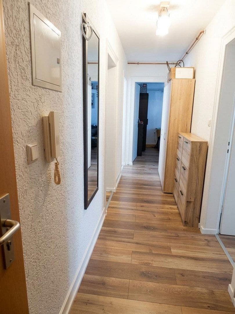 Prodej bytu 3+1 65 m², Singen (Hohentwiel), Bádensko-Württembersko Prodej bytu 3+1 65 m², Singen (Hohentwiel), Bádensko-Württembersko