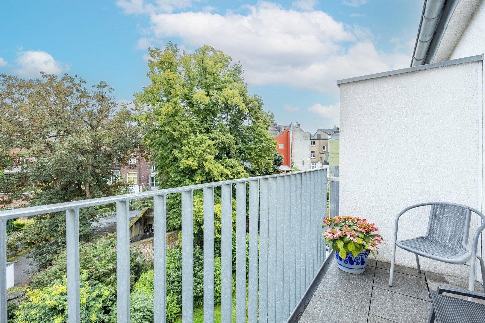 Pronájem bytu 2+1 65 m², Cáchy, Severní Porýní-Vestfálsko Pronájem bytu 2+1 65 m², Cáchy, Severní Porýní-Vestfálsko