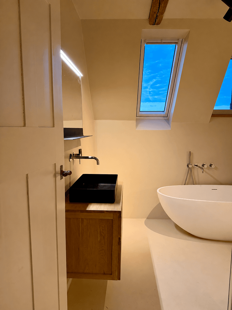 Pronájem bytu 4+1 67 m², Stuttgart, Bádensko-Württembersko Pronájem bytu 4+1 67 m², Stuttgart, Bádensko-Württembersko