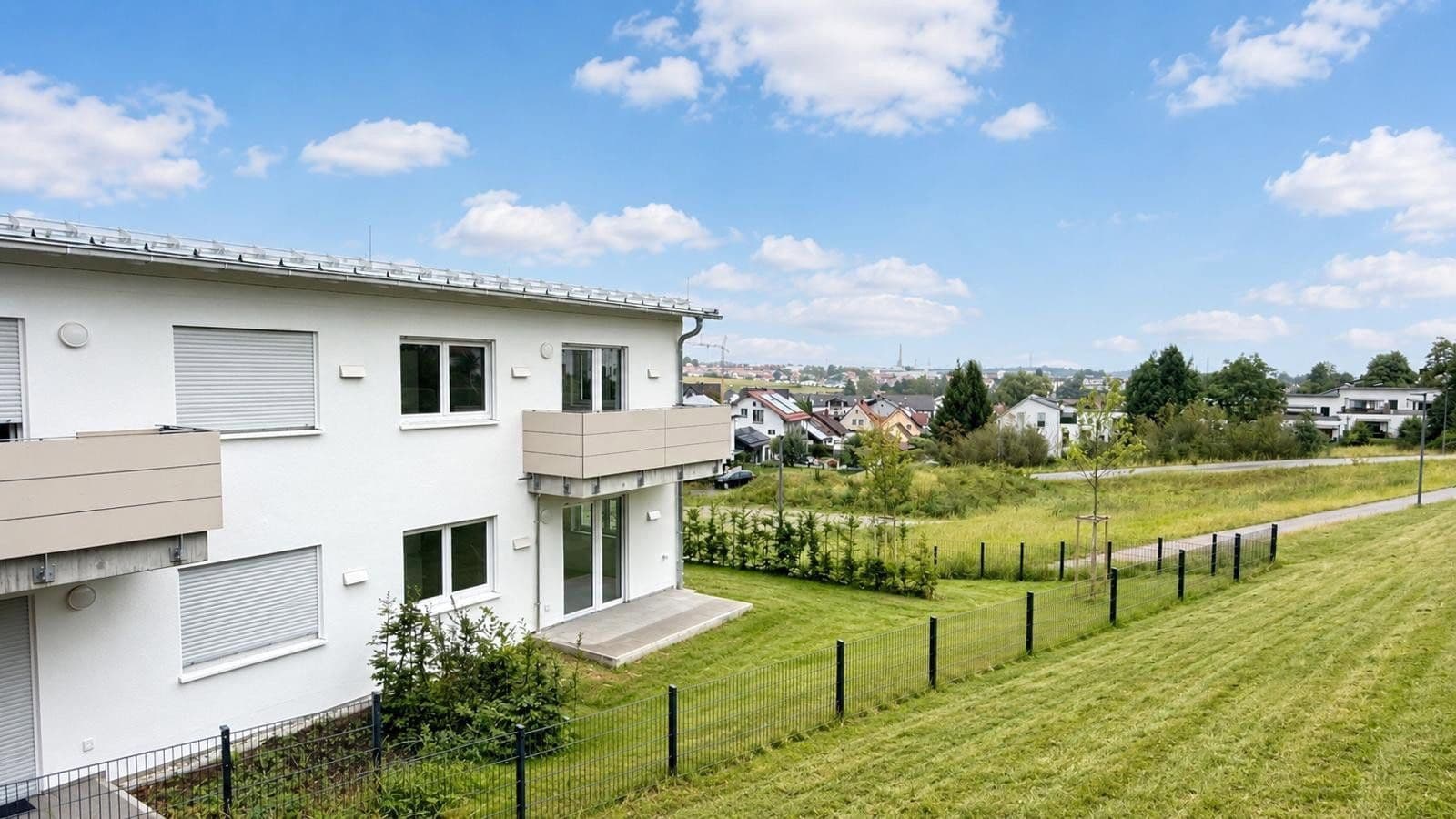 Pronájem bytu 3+1 87 m², Taufkirchen/Vils, Bavorsko Pronájem bytu 3+1 87 m², Taufkirchen/Vils, Bavorsko