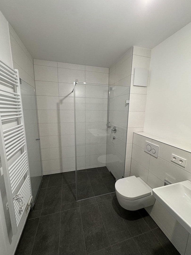 Pronájem bytu 4+1 97 m², Dornbirnerstr 4, Feuerbach, Bádensko-Württembersko Pronájem bytu 4+1 97 m², Dornbirnerstr 4, Feuerbach, Bádensko-Württembersko