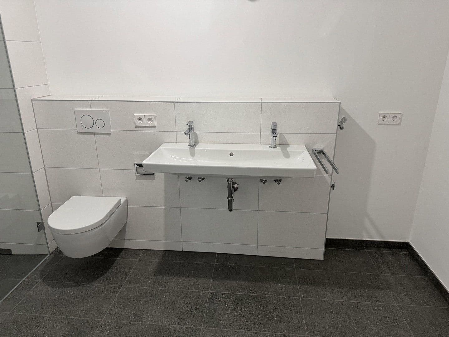 Pronájem bytu 4+1 97 m², Dornbirnerstr 4, Feuerbach, Bádensko-Württembersko Pronájem bytu 4+1 97 m², Dornbirnerstr 4, Feuerbach, Bádensko-Württembersko