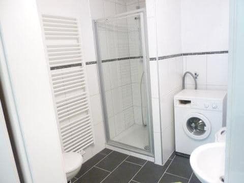 Prodej domu 230 m², pozemek 174 m², Bingen am Rhein, Porýní-Falc Prodej domu 230 m², pozemek 174 m², Bingen am Rhein, Porýní-Falc