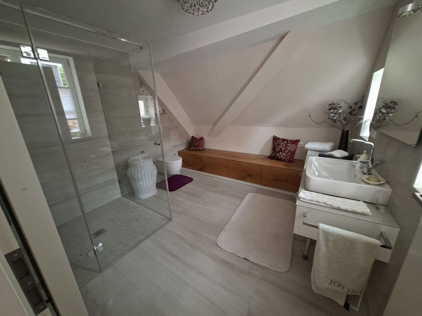 Prodej bytu 4+1 107 m², Dinkelsbühl, Bavorsko Prodej bytu 4+1 107 m², Dinkelsbühl, Bavorsko