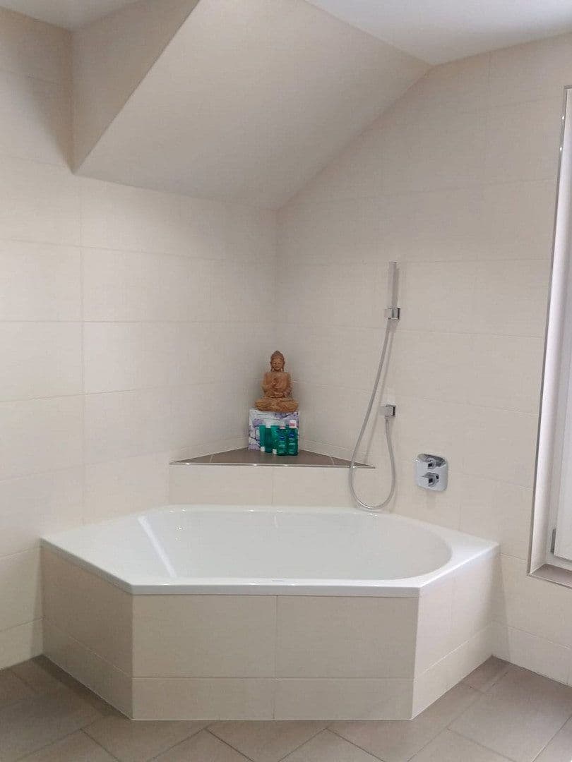 Prodej domu 160 m², pozemek 599 m², Assling, Tyrolsko Prodej domu 160 m², pozemek 599 m², Assling, Tyrolsko