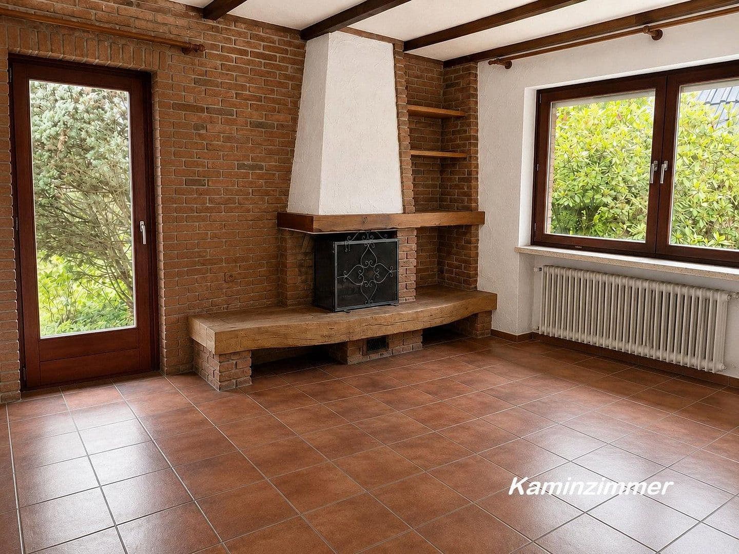 Prodej domu 176 m², pozemek 600 m², Varel, Dolní Sasko Prodej domu 176 m², pozemek 600 m², Varel, Dolní Sasko