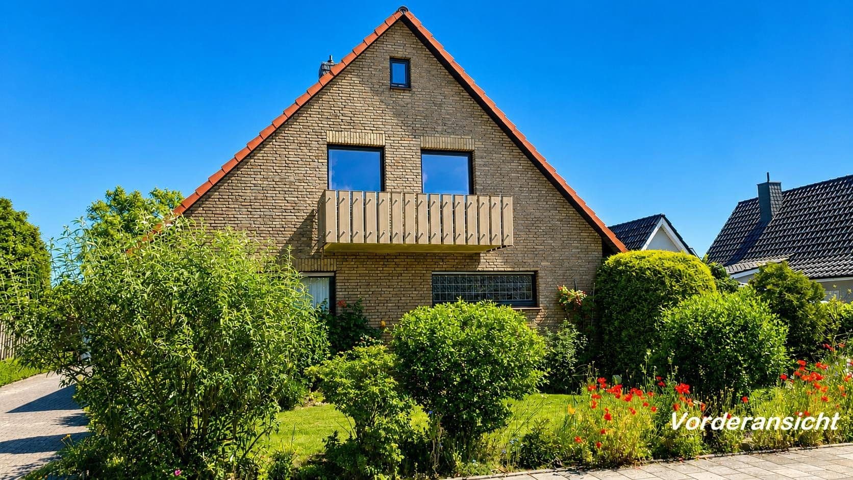 Prodej domu 176 m², pozemek 600 m², Varel, Dolní Sasko Prodej domu 176 m², pozemek 600 m², Varel, Dolní Sasko