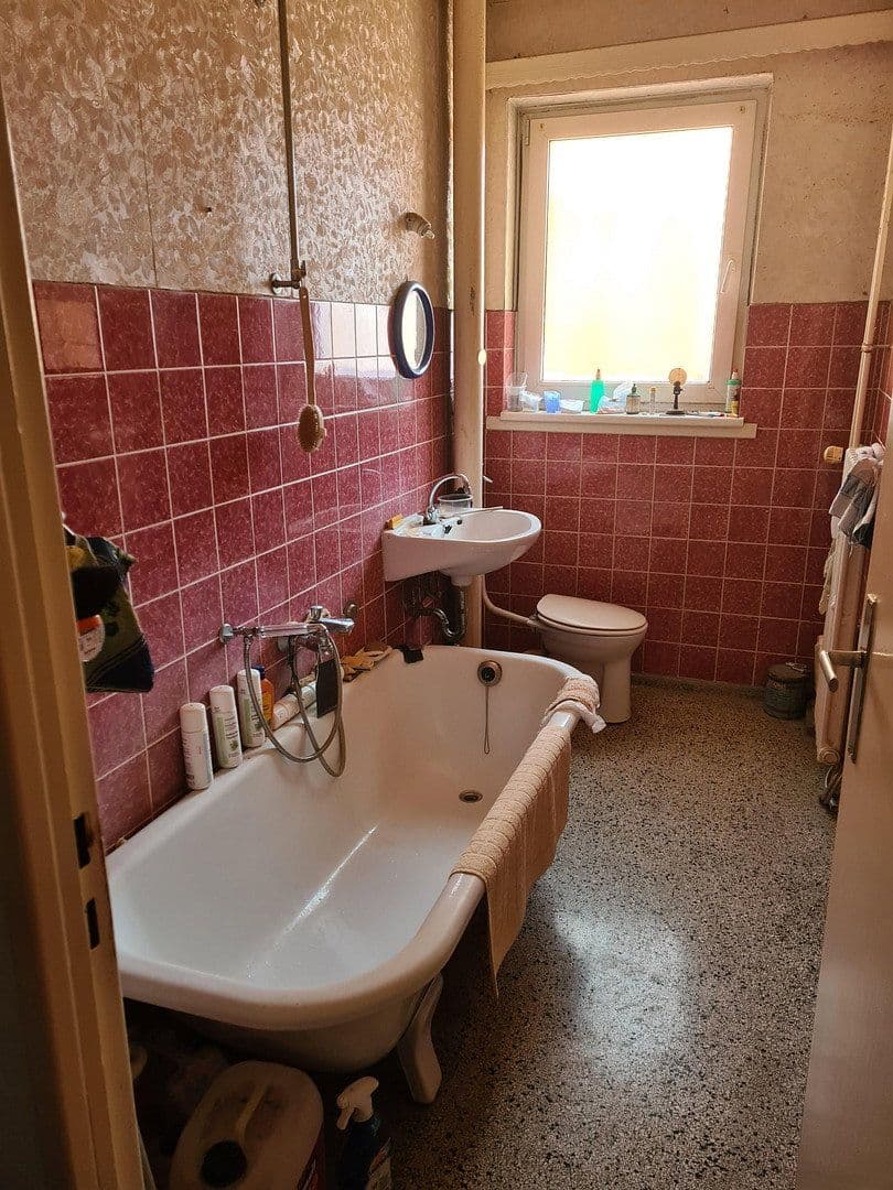 Prodej bytu 3+1 69 m², Ilsenburger Str.39, Berlin, Berlín Prodej bytu 3+1 69 m², Ilsenburger Str.39, Berlin, Berlín