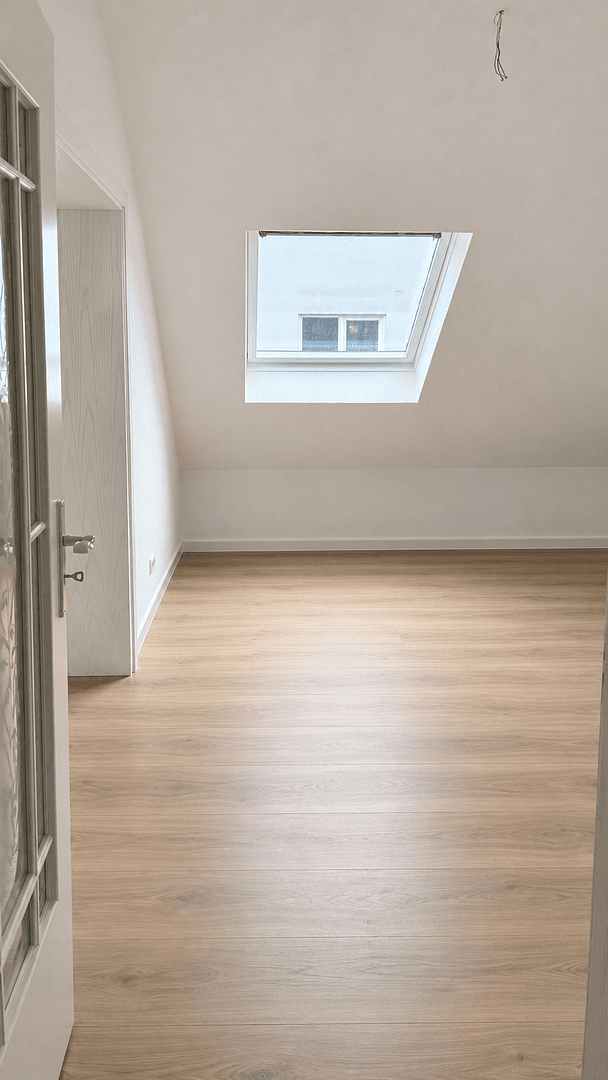 Pronájem bytu 3+1 89 m², Köhlersgrund, Marburg, Hessen Pronájem bytu 3+1 89 m², Köhlersgrund, Marburg, Hessen