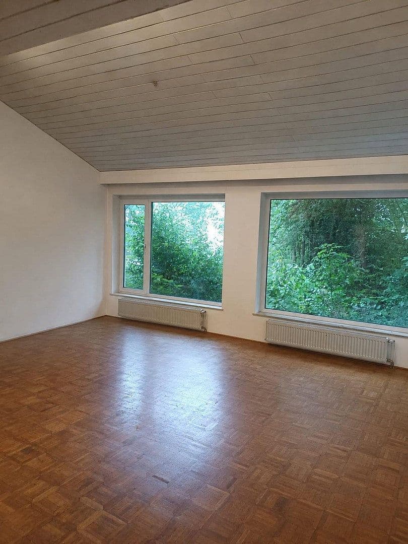 Prodej domu 152 m², pozemek 874 m², Kürten, Severní Porýní-Vestfálsko Prodej domu 152 m², pozemek 874 m², Kürten, Severní Porýní-Vestfálsko
