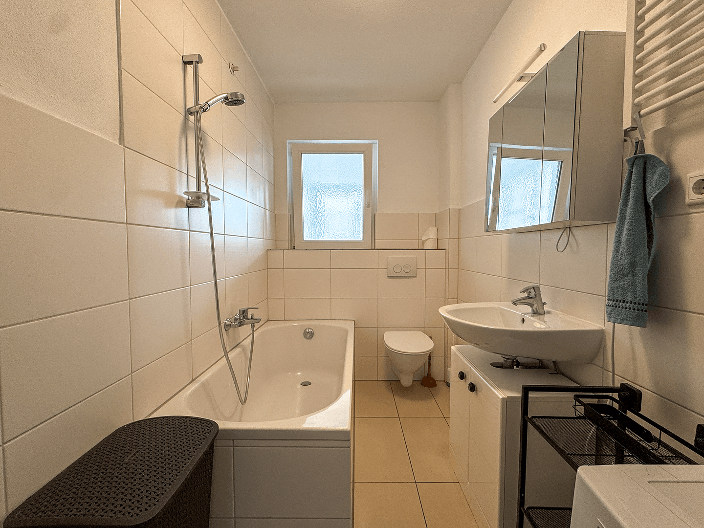 Pronájem bytu 3+1 75 m², Leverkusen, Severní Porýní-Vestfálsko Pronájem bytu 3+1 75 m², Leverkusen, Severní Porýní-Vestfálsko