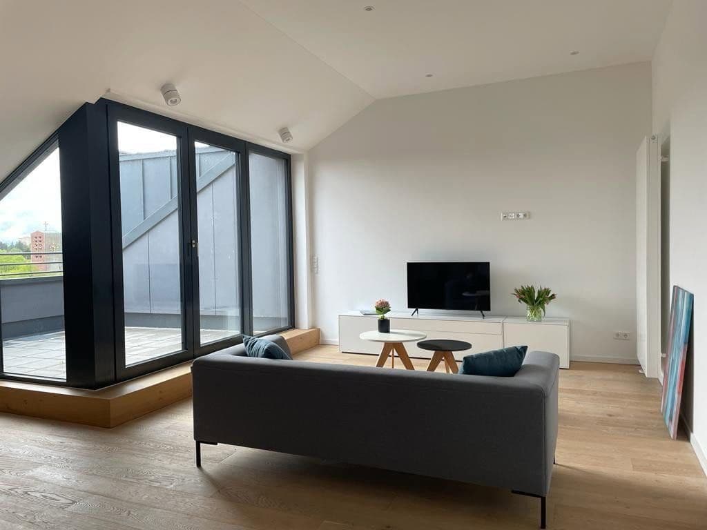 Pronájem bytu 2+kk 114 m², München, Bavorsko Pronájem bytu 2+kk 114 m², München, Bavorsko