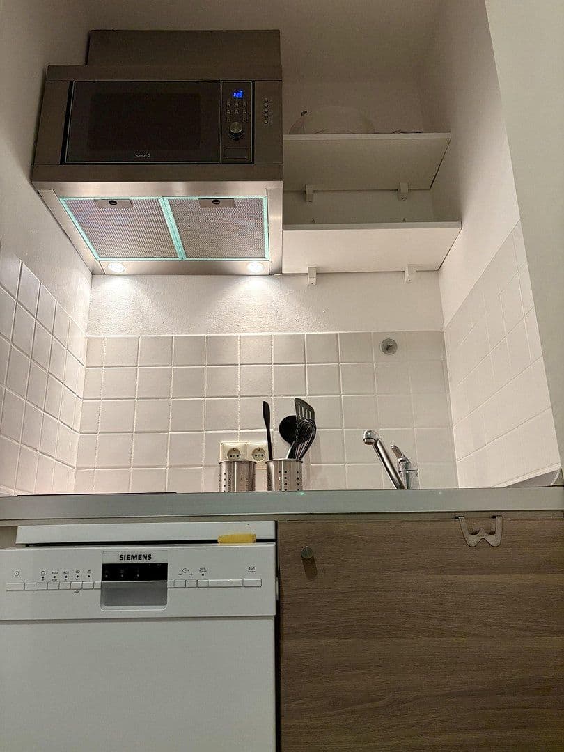 Pronájem bytu 1+kk 37 m², Friedrich Ebert, Bad Vilbel, Hessen Pronájem bytu 1+kk 37 m², Friedrich Ebert, Bad Vilbel, Hessen