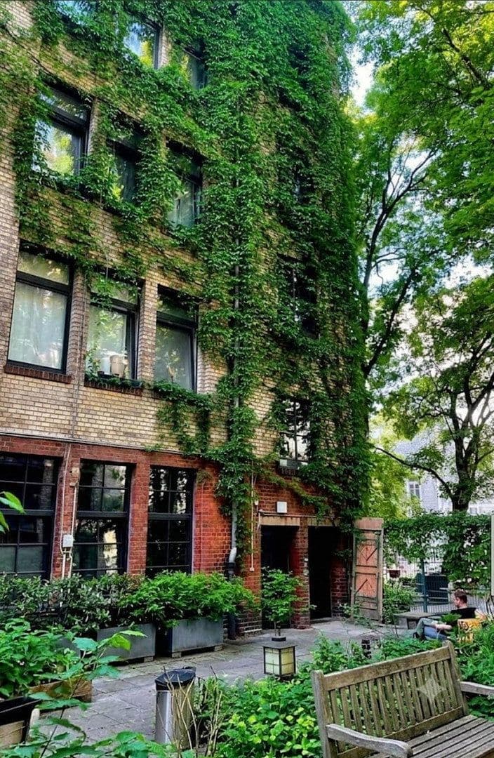 Prodej bytu 5+1 130 m², Berlin, Berlín Prodej bytu 5+1 130 m², Berlin, Berlín