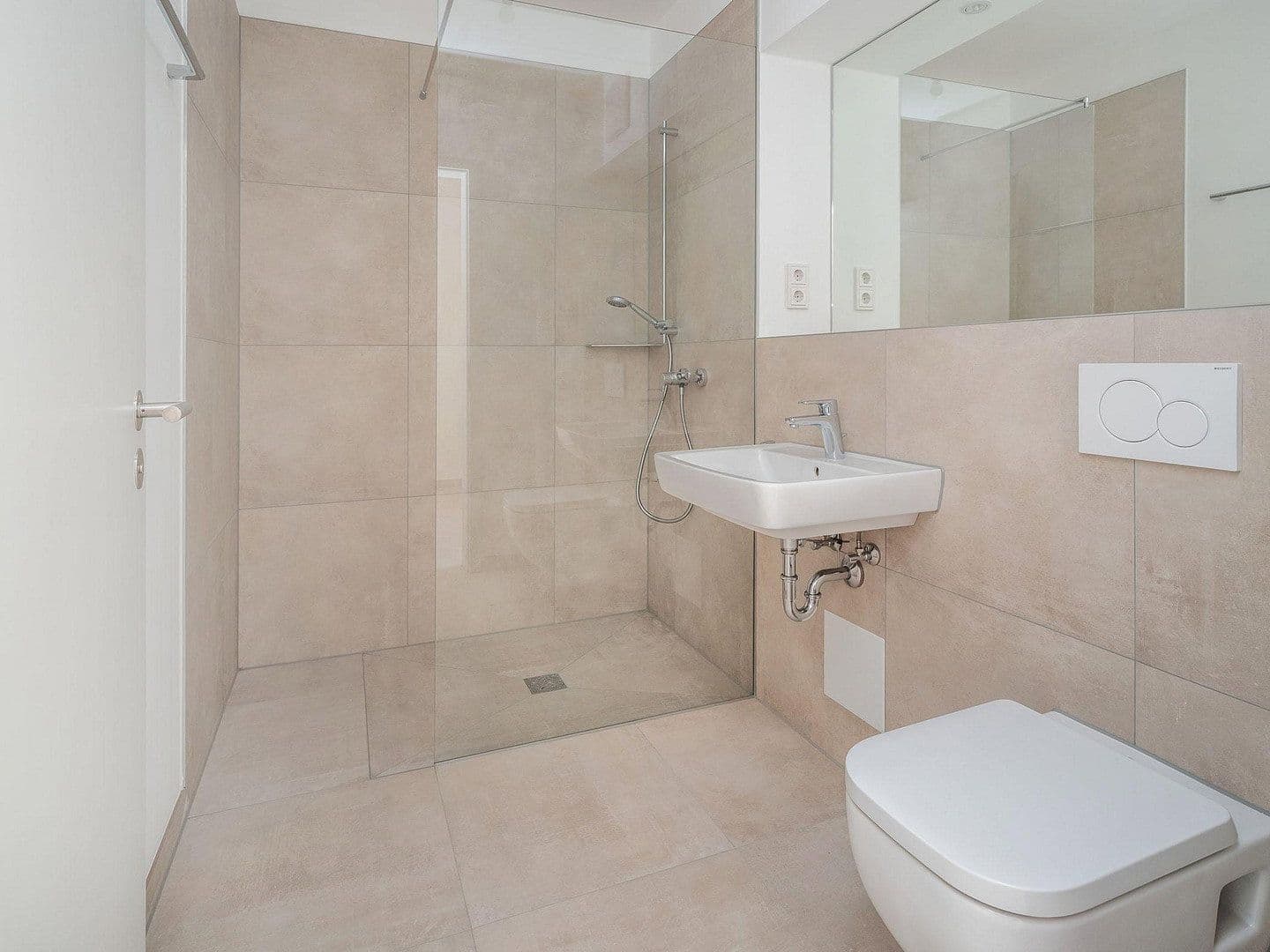Pronájem bytu 2+1 51 m², Vaterstetten-Parsdorf, Bavorsko Pronájem bytu 2+1 51 m², Vaterstetten-Parsdorf, Bavorsko