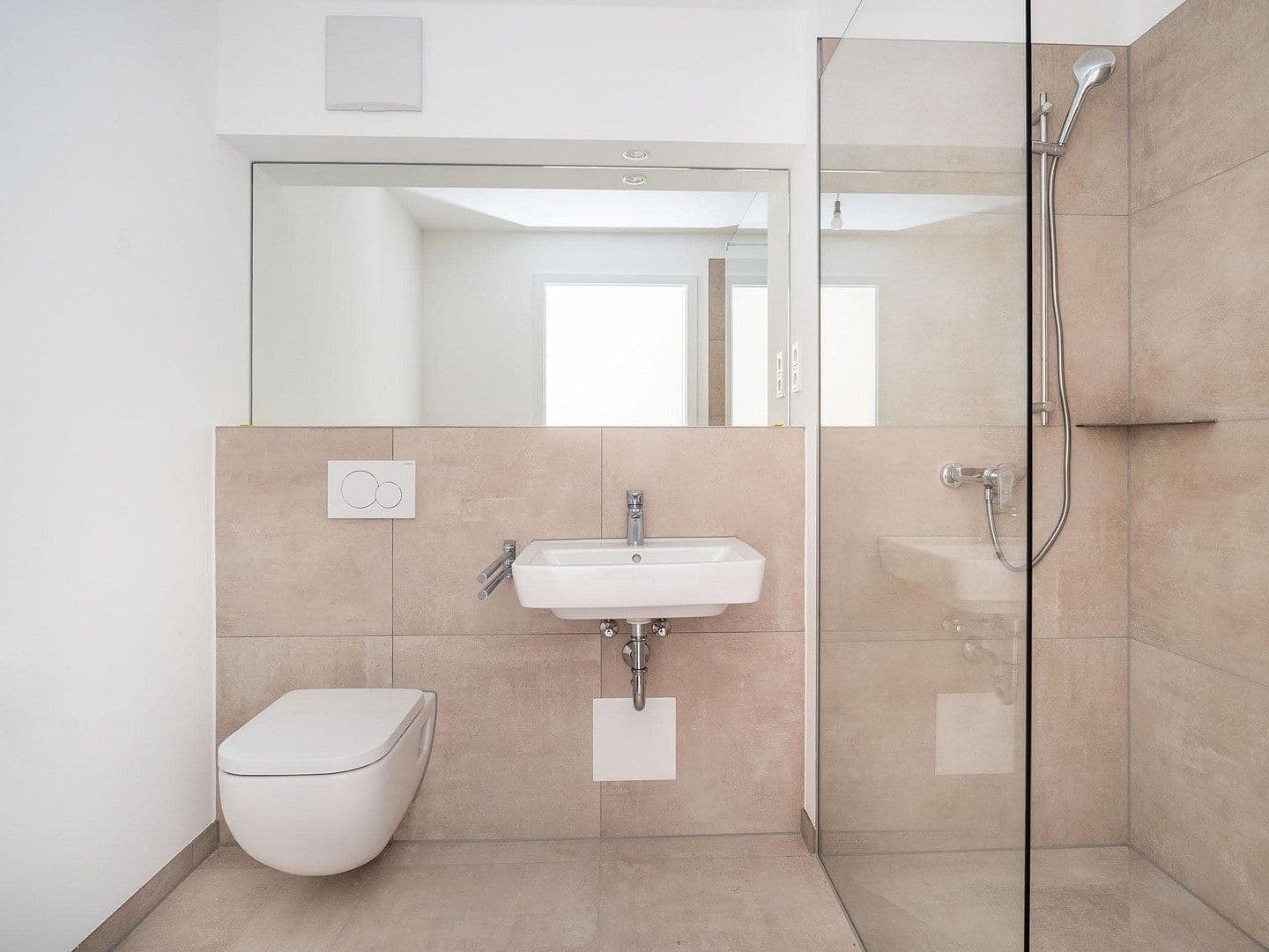 Pronájem bytu 2+1 58 m², Vaterstetten-Parsdorf, Bavorsko Pronájem bytu 2+1 58 m², Vaterstetten-Parsdorf, Bavorsko