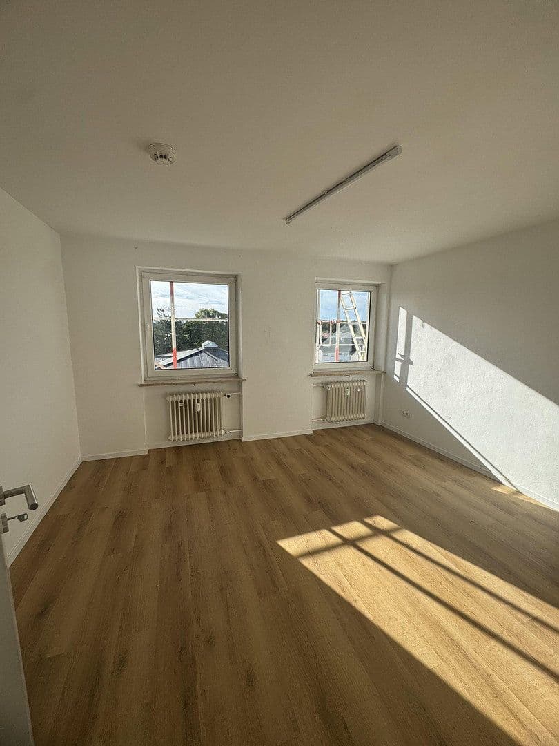 Pronájem bytu 2+1 60 m², Deschingerstr 16, Ingolstadt, Bavorsko Pronájem bytu 2+1 60 m², Deschingerstr 16, Ingolstadt, Bavorsko