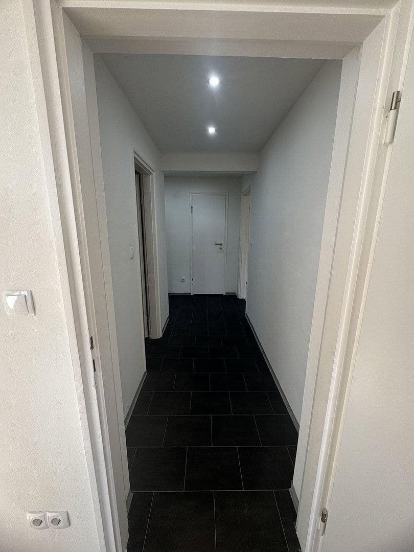 Pronájem bytu 2+1 60 m², Deschingerstr 16, Ingolstadt, Bavorsko Pronájem bytu 2+1 60 m², Deschingerstr 16, Ingolstadt, Bavorsko