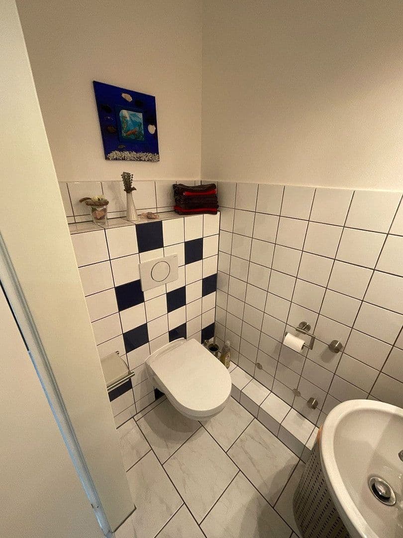 Prodej bytu 3+1 89 m², Heinrich-Gossen Str. 3, Düren, Severní Porýní-Vestfálsko Prodej bytu 3+1 89 m², Heinrich-Gossen Str. 3, Düren, Severní Porýní-Vestfálsko