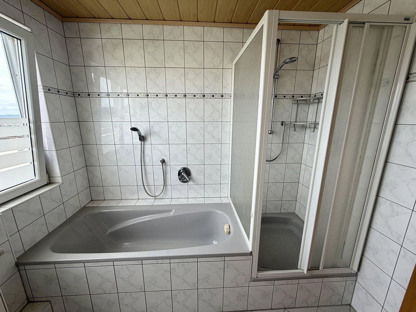 Prodej domu 120 m², pozemek 257 m², Stefan-Zweig-Straße 5, Neuwied, Porýní-Falc Prodej domu 120 m², pozemek 257 m², Stefan-Zweig-Straße 5, Neuwied, Porýní-Falc
