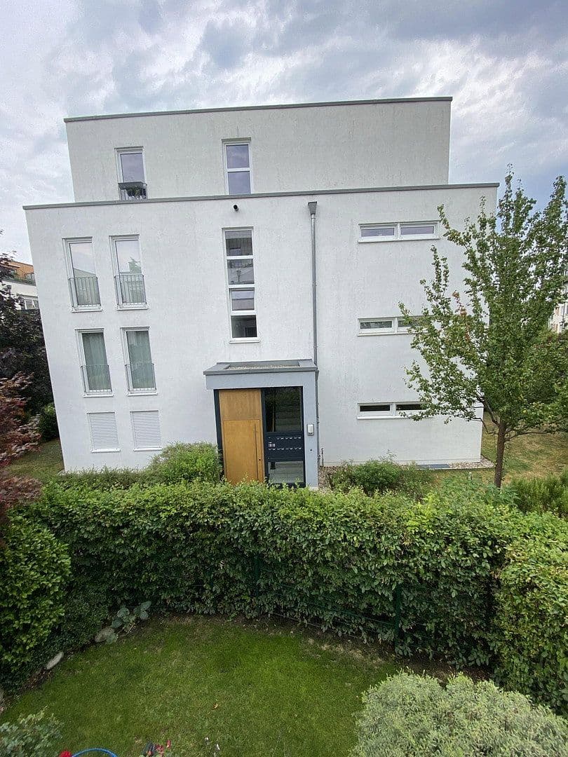 Pronájem bytu 3+1 85 m², Köln, Severní Porýní-Vestfálsko Pronájem bytu 3+1 85 m², Köln, Severní Porýní-Vestfálsko