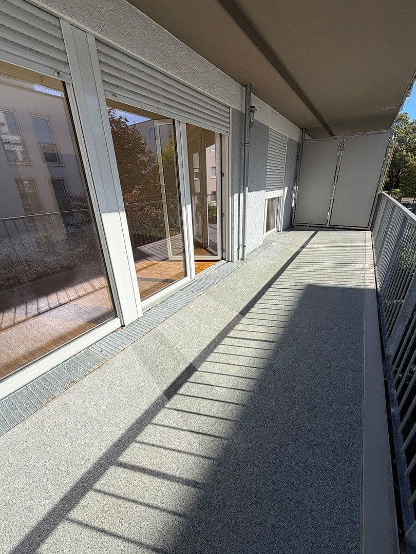 Pronájem bytu 3+1 85 m², Köln, Severní Porýní-Vestfálsko Pronájem bytu 3+1 85 m², Köln, Severní Porýní-Vestfálsko