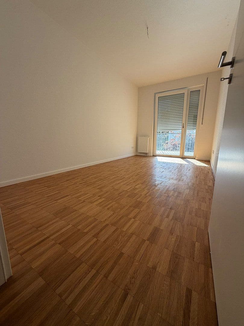 Pronájem bytu 3+1 85 m², Köln, Severní Porýní-Vestfálsko Pronájem bytu 3+1 85 m², Köln, Severní Porýní-Vestfálsko
