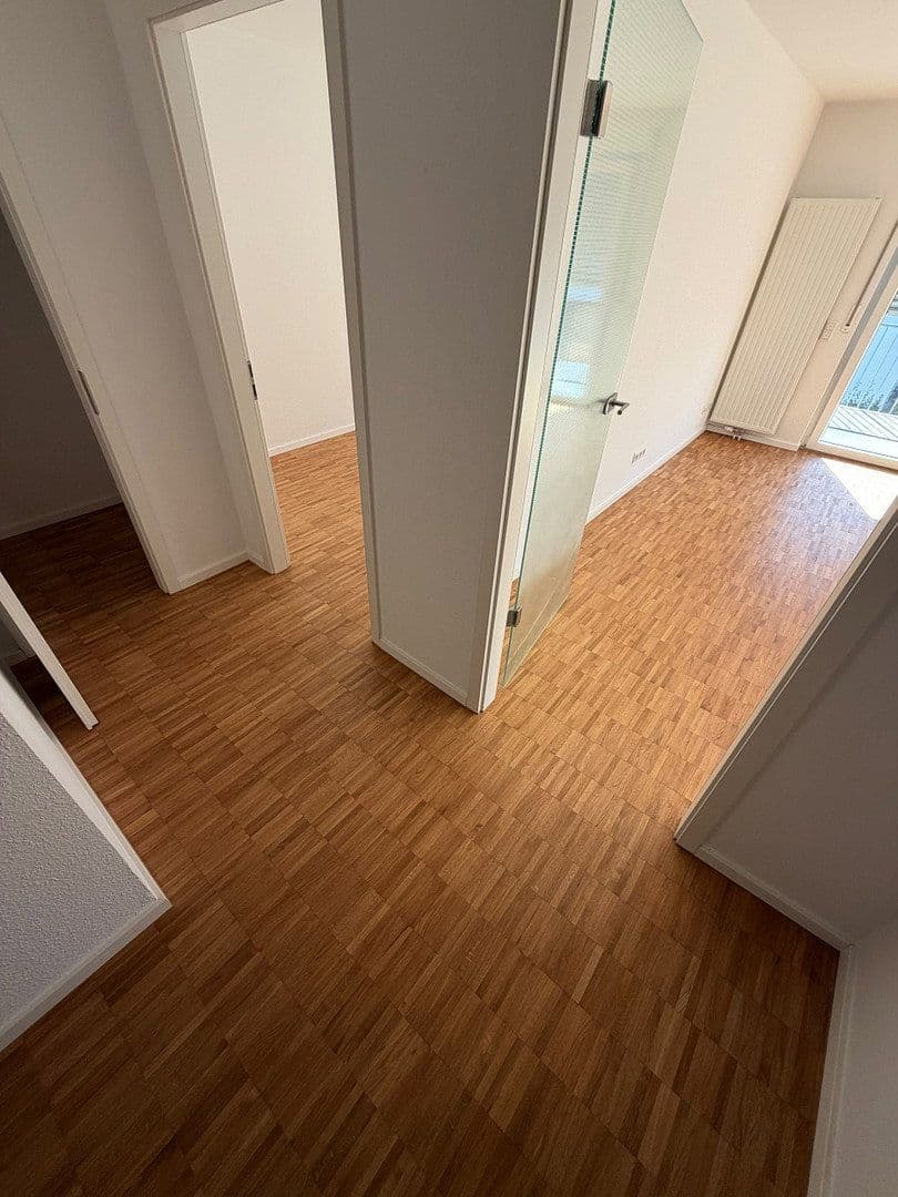 Pronájem bytu 3+1 85 m², Köln, Severní Porýní-Vestfálsko Pronájem bytu 3+1 85 m², Köln, Severní Porýní-Vestfálsko