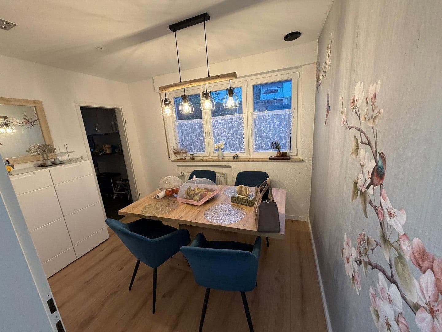 Pronájem bytu 5+1 118 m², Backnang, Bádensko-Württembersko Pronájem bytu 5+1 118 m², Backnang, Bádensko-Württembersko