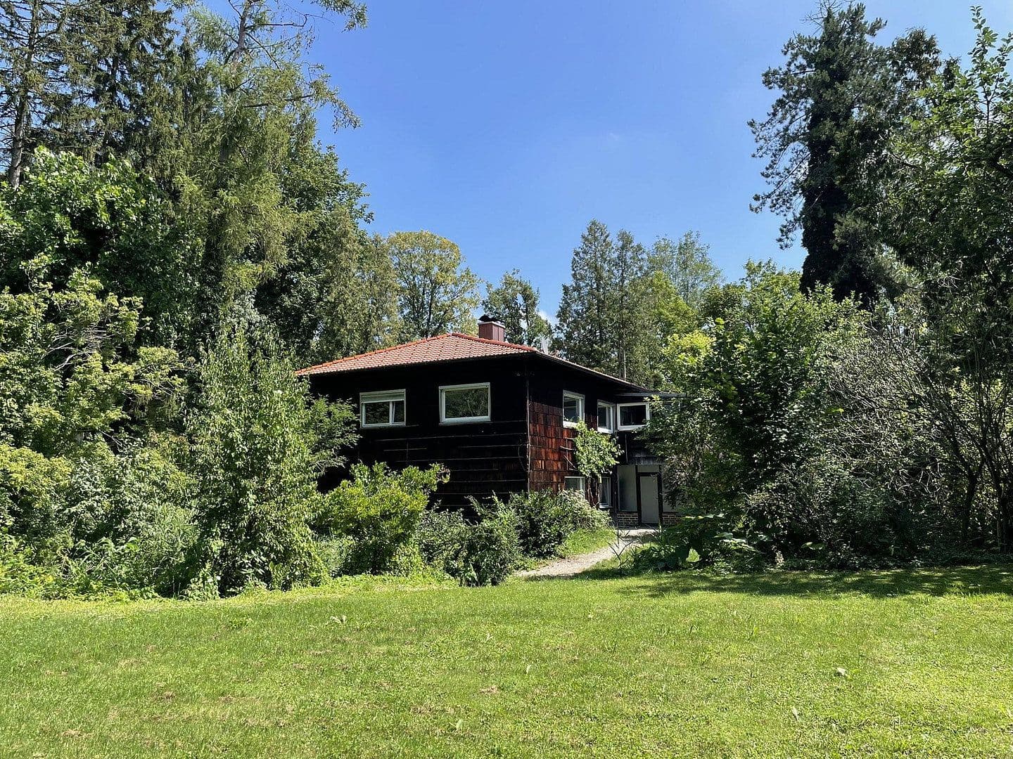 Prodej domu 176 m², pozemek 3.863 m², Weilheim, Bavorsko Prodej domu 176 m², pozemek 3.863 m², Weilheim, Bavorsko