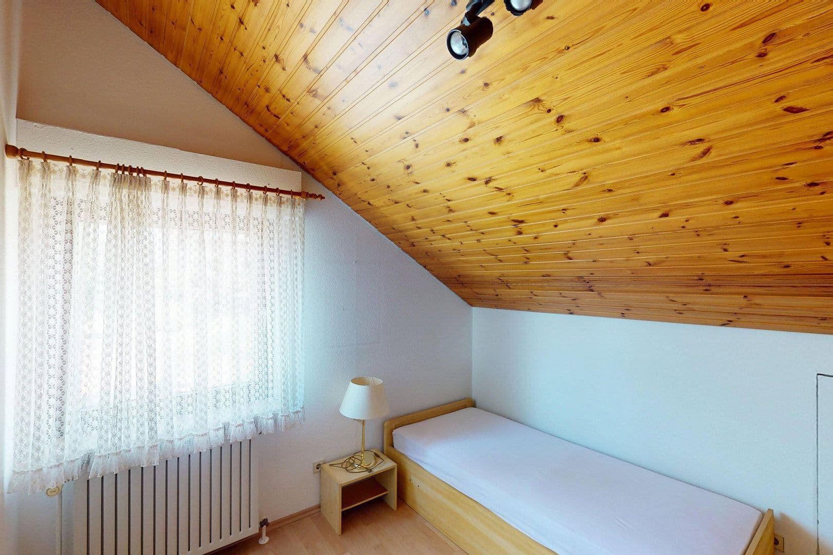 Prodej domu 197 m², pozemek 501 m², Am See 2/1, Großbettlingen, Bádensko-Württembersko Prodej domu 197 m², pozemek 501 m², Am See 2/1, Großbettlingen, Bádensko-Württembersko