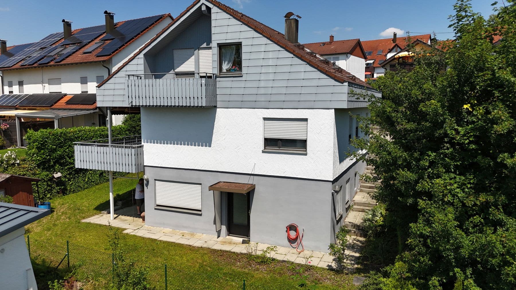 Prodej domu 197 m², pozemek 501 m², Am See 2/1, Großbettlingen, Bádensko-Württembersko Prodej domu 197 m², pozemek 501 m², Am See 2/1, Großbettlingen, Bádensko-Württembersko