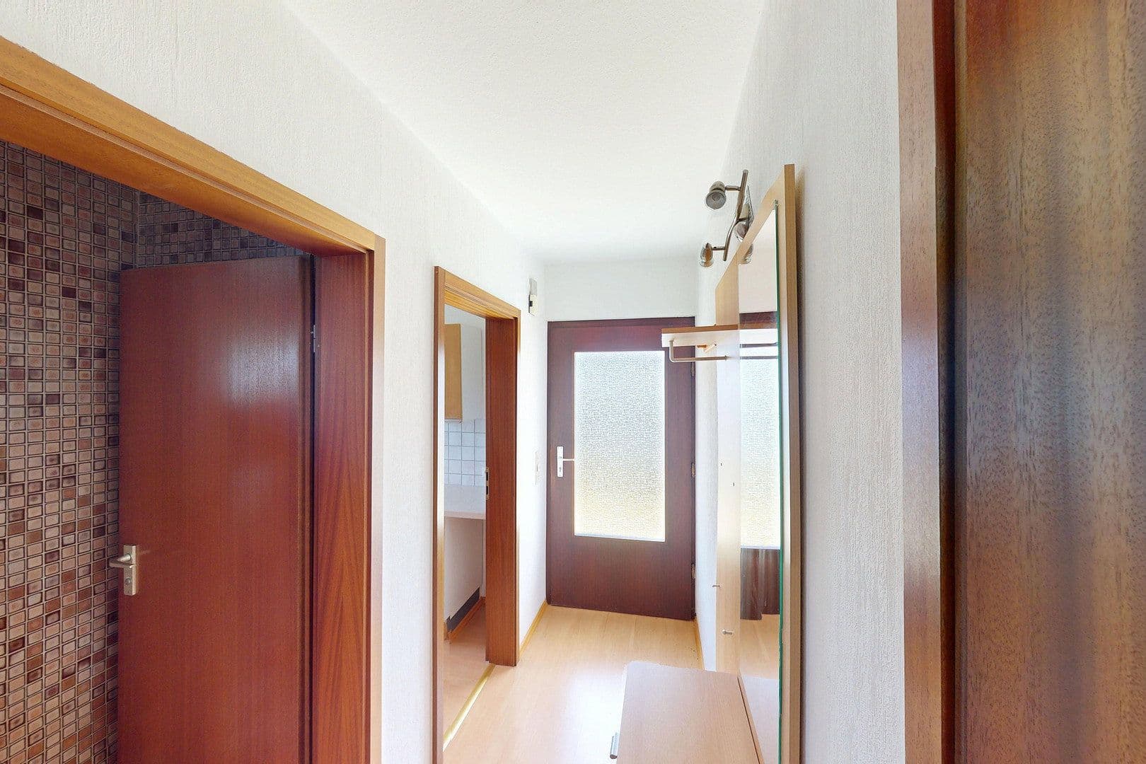 Prodej domu 197 m², pozemek 501 m², Am See 2/1, Großbettlingen, Bádensko-Württembersko Prodej domu 197 m², pozemek 501 m², Am See 2/1, Großbettlingen, Bádensko-Württembersko