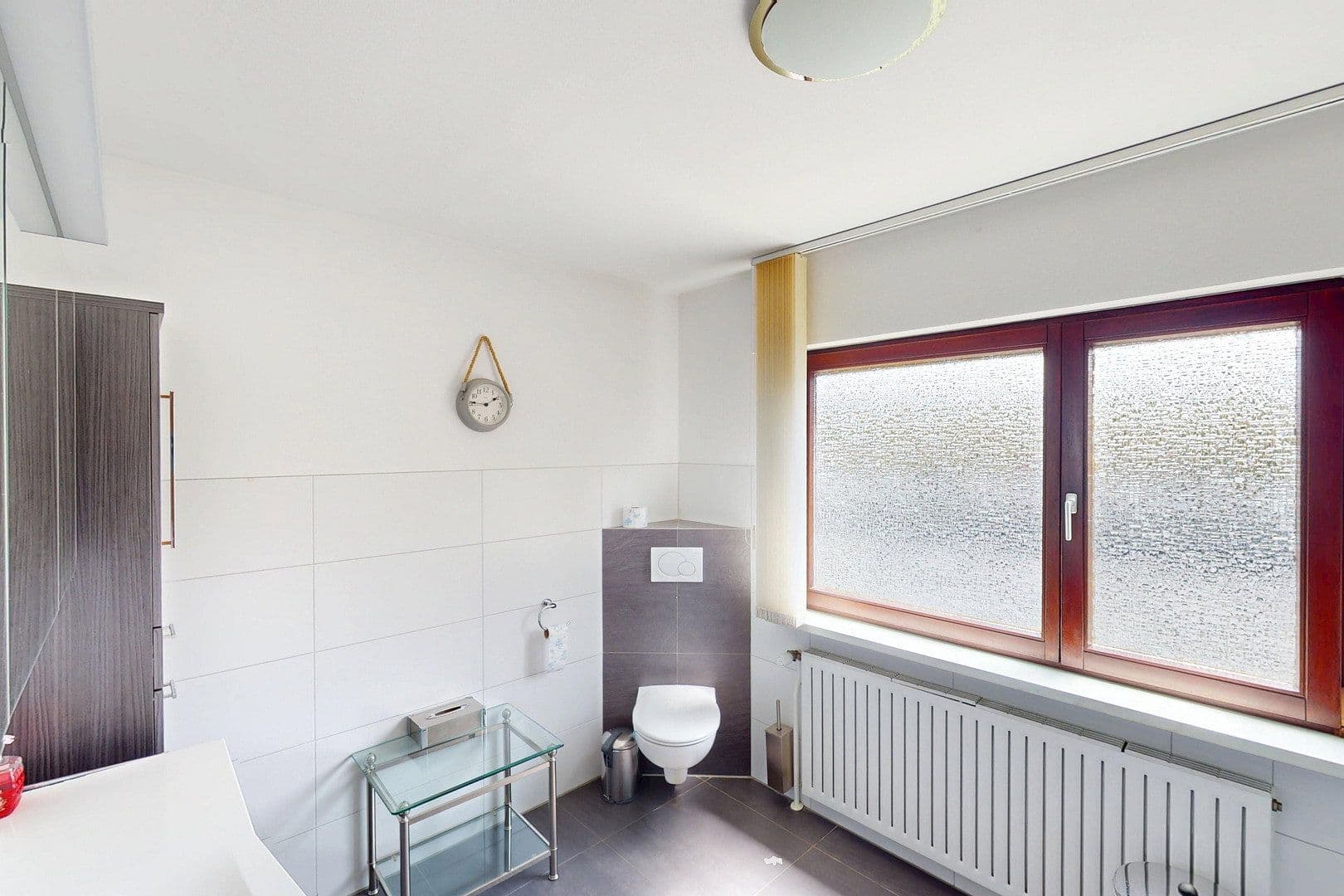 Prodej domu 197 m², pozemek 501 m², Am See 2/1, Großbettlingen, Bádensko-Württembersko Prodej domu 197 m², pozemek 501 m², Am See 2/1, Großbettlingen, Bádensko-Württembersko
