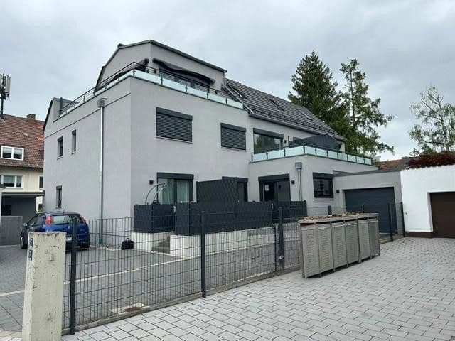 Prodej bytu 3+1 80 m², Fürstenackerstraße 5, München Solln, Bavorsko Prodej bytu 3+1 80 m², Fürstenackerstraße 5, München Solln, Bavorsko
