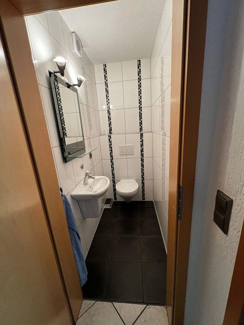Pronájem bytu 3+kk 81 m², Obere Saarlandstrasse 5, Mülheim an der Ruhr, Severní Porýní-Vestfálsko Pronájem bytu 3+kk 81 m², Obere Saarlandstrasse 5, Mülheim an der Ruhr, Severní Porýní-Vestfálsko