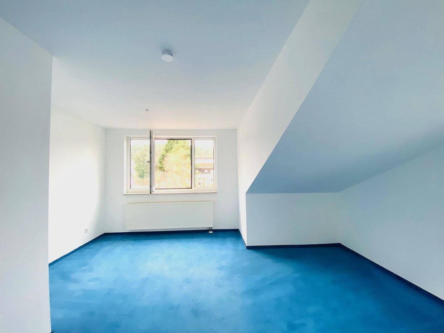 Prodej domu 124 m², pozemek 280 m², Berlin, Berlín Prodej domu 124 m², pozemek 280 m², Berlin, Berlín