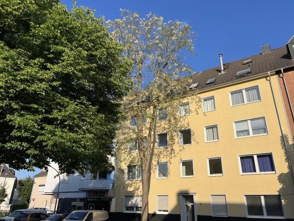 Pronájem bytu 1+1 32 m², Albertstraße 76, Düsseldorf, Severní Porýní-Vestfálsko Pronájem bytu 1+1 32 m², Albertstraße 76, Düsseldorf, Severní Porýní-Vestfálsko