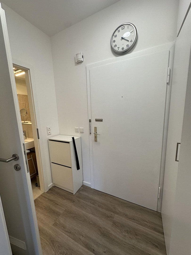 Pronájem bytu 1+1 32 m², Albertstraße 76, Düsseldorf, Severní Porýní-Vestfálsko Pronájem bytu 1+1 32 m², Albertstraße 76, Düsseldorf, Severní Porýní-Vestfálsko