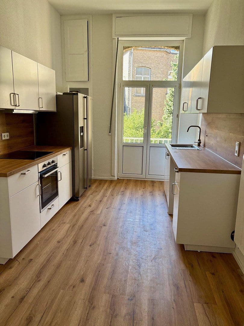 Pronájem bytu 3+kk 112 m², Wiesbaden, Hessen Pronájem bytu 3+kk 112 m², Wiesbaden, Hessen