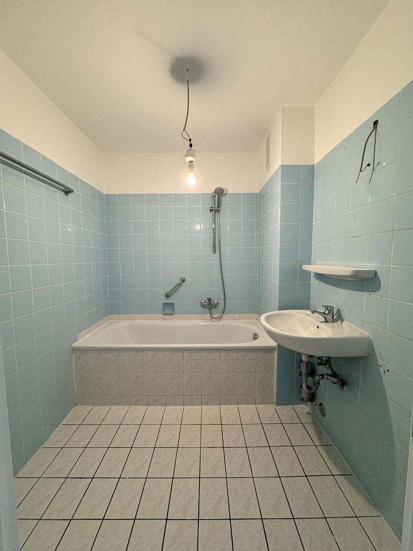Pronájem bytu 3+1 81 m², Römerstr. 3, Rottweil, Bádensko-Württembersko Pronájem bytu 3+1 81 m², Römerstr. 3, Rottweil, Bádensko-Württembersko
