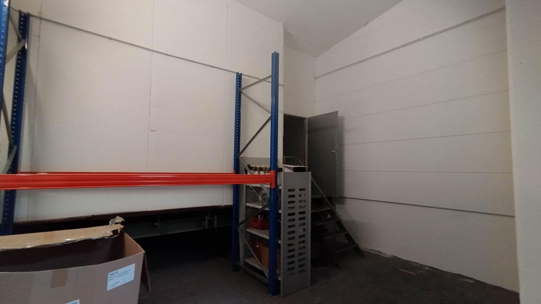Pronájem nebytového prostoru 1.000 m², Industriegebiet 6, Saarbrücken, Země Sársko Pronájem nebytového prostoru 1.000 m², Industriegebiet 6, Saarbrücken, Země Sársko