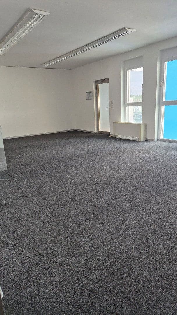 Pronájem kanceláře 613 m², Alzenau, Bavorsko Pronájem kanceláře 613 m², Alzenau, Bavorsko