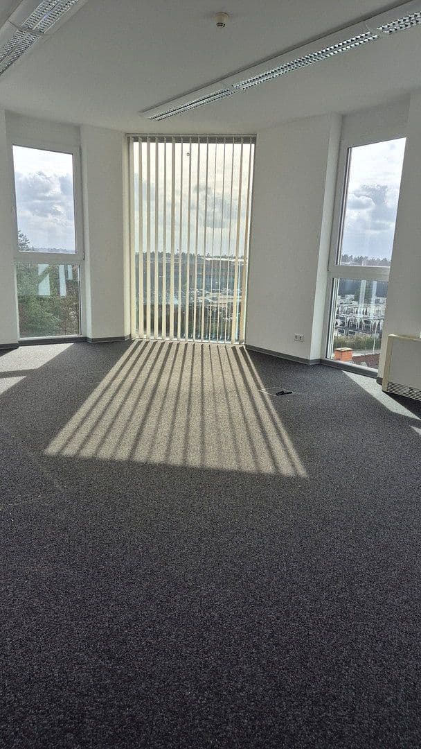 Pronájem kanceláře 613 m², Alzenau, Bavorsko Pronájem kanceláře 613 m², Alzenau, Bavorsko