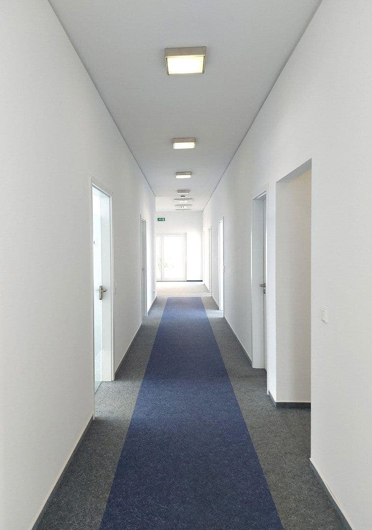Pronájem kanceláře 200 m², Alzenau, Bavorsko Pronájem kanceláře 200 m², Alzenau, Bavorsko