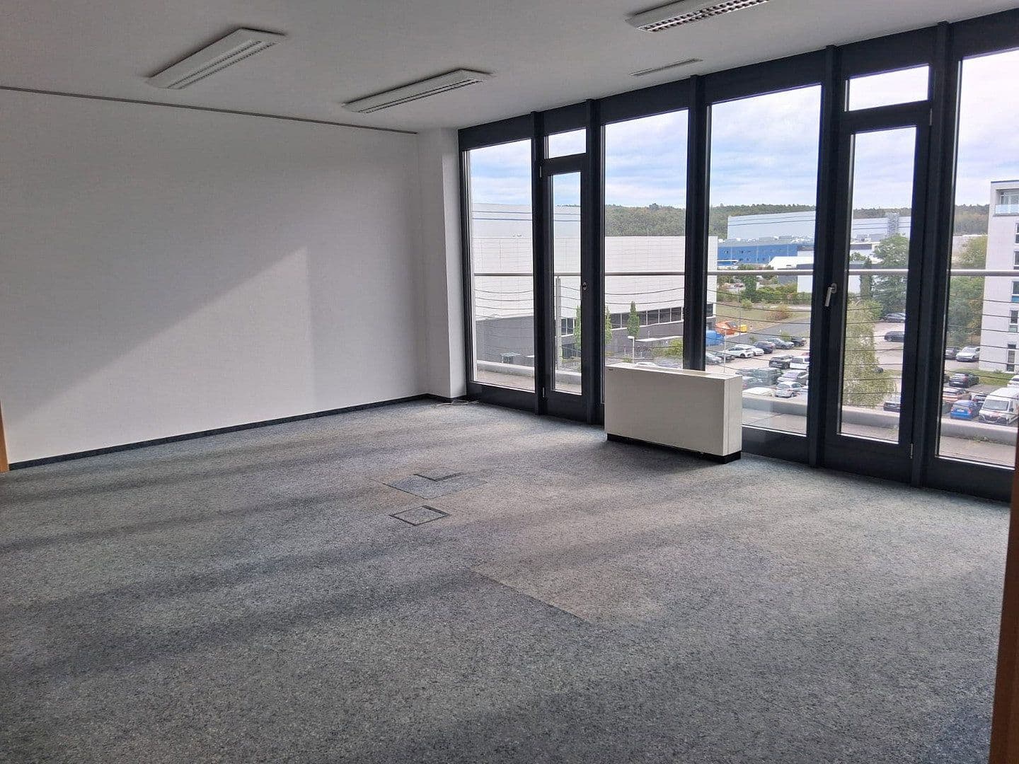 Pronájem kanceláře 3.510 m², Alzenau, Bavorsko Pronájem kanceláře 3.510 m², Alzenau, Bavorsko